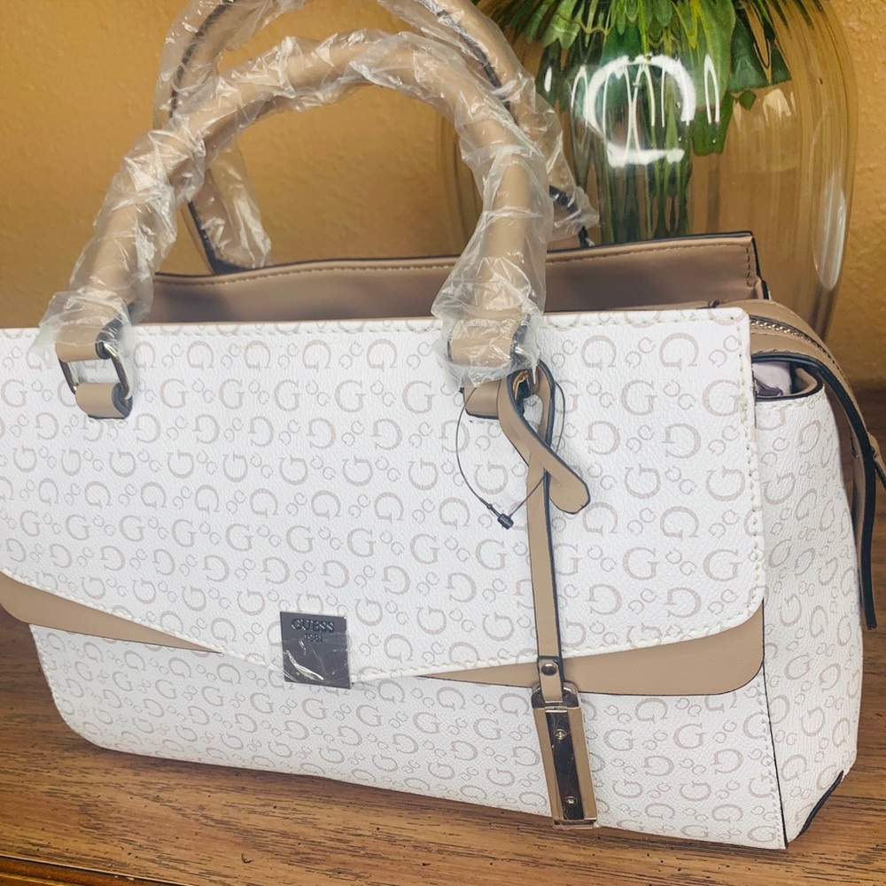 Guess bag satchel
